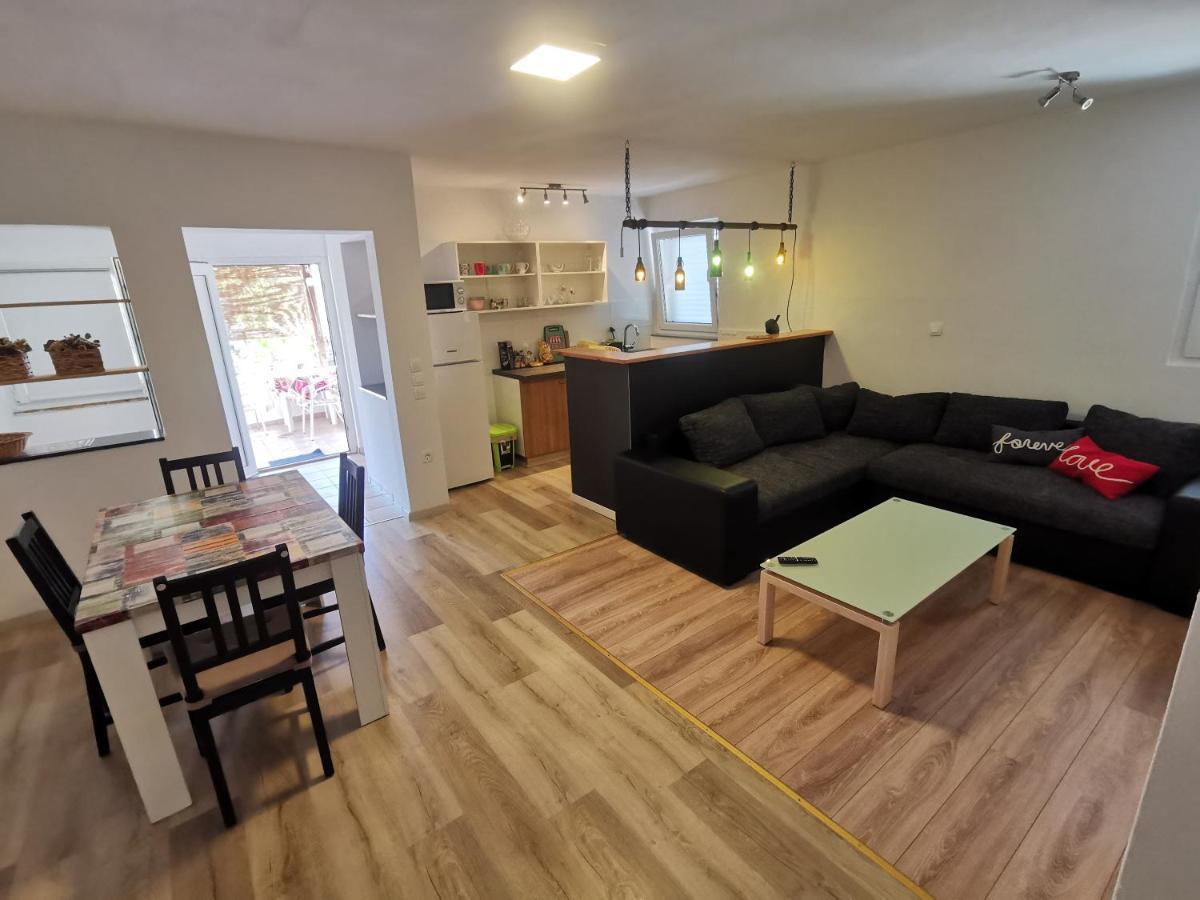Apartament Fa-Ni Novalja Zewnętrze zdjęcie